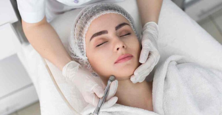 عيادة التجميل الطبي